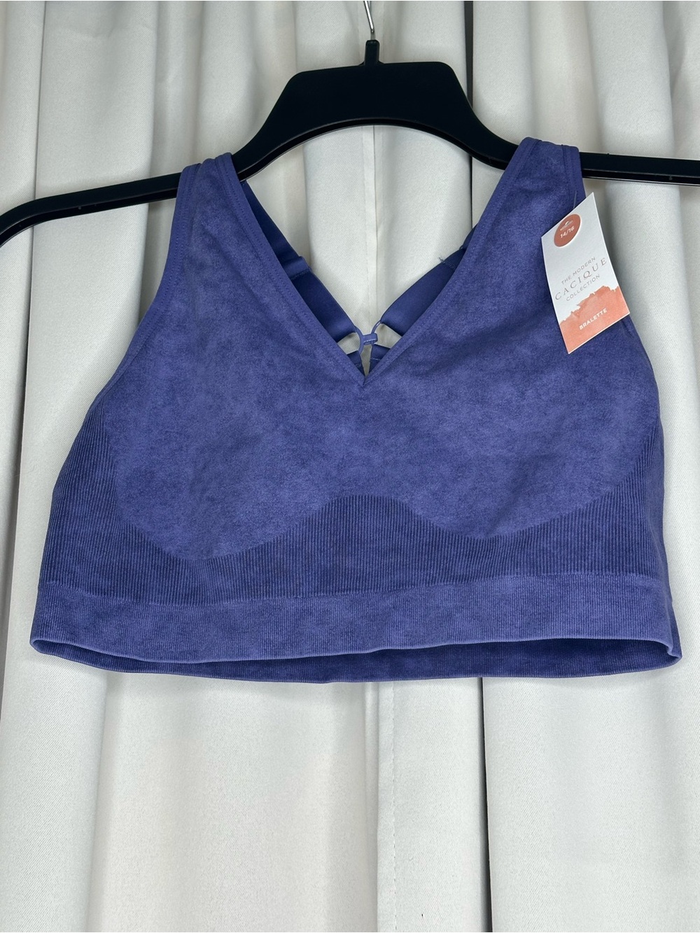 Purple Seamless V-Neck Sports Bra